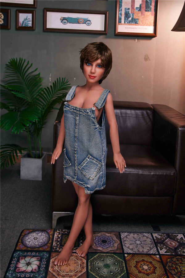 Irontech starter sex doll Sally mini 115cm