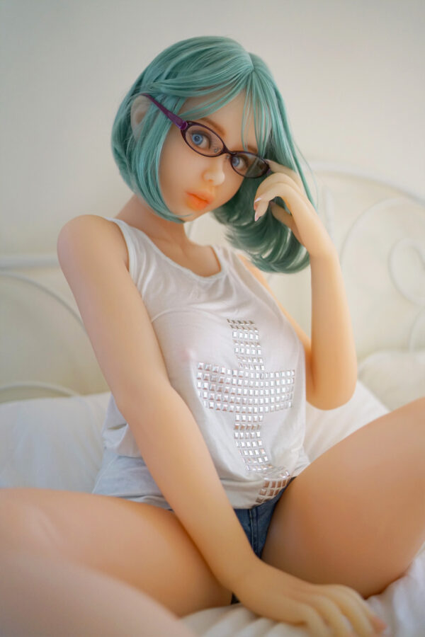 Piper TPE sex doll 140cm Ariel Green Hair 2